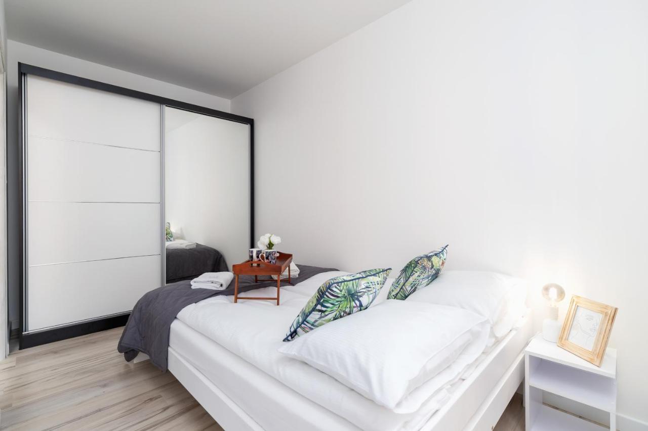 Salsa Apartments Cracow By Renters Краків Екстер'єр фото